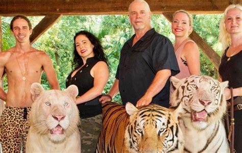 Tiger King: The Doc Antle Story .